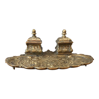 Inkwell late nineteenth in gilded bronze