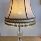 Lampe a poser ancienne en laiton et verre