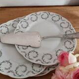 Silver metal cake shovel