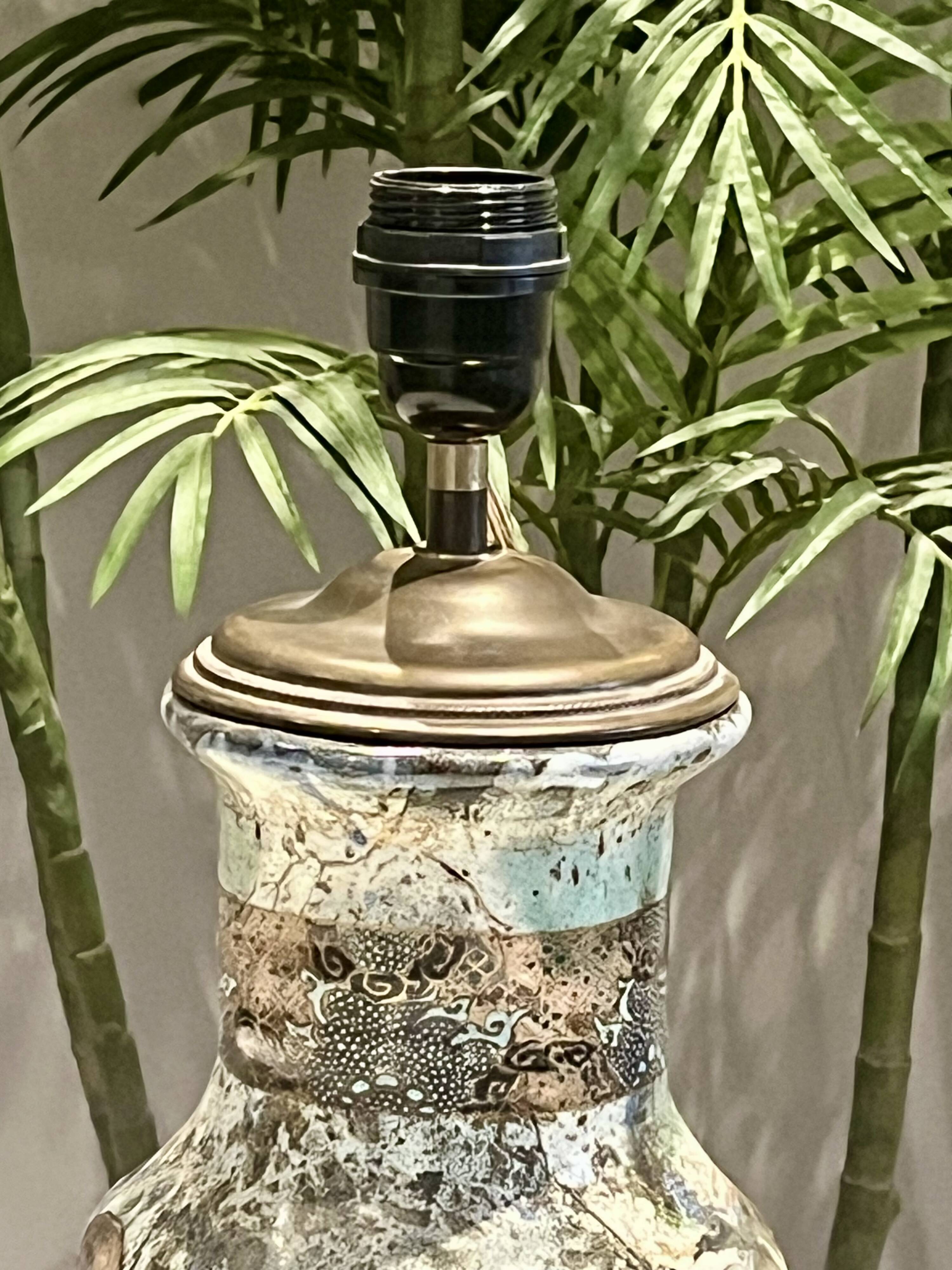 Ceramic lamp base - Okinawa (Japan)