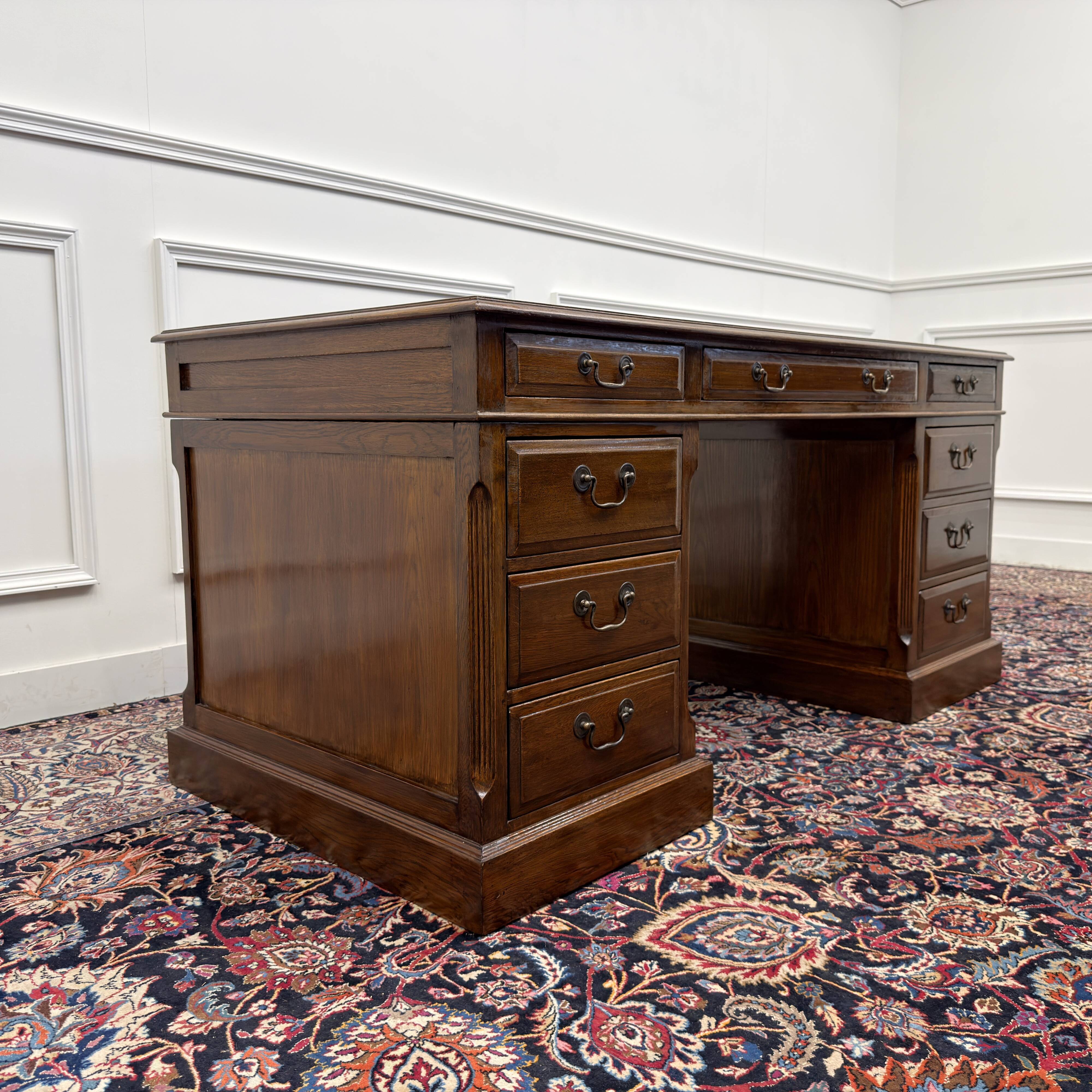 Classic English Eichholtz Desk