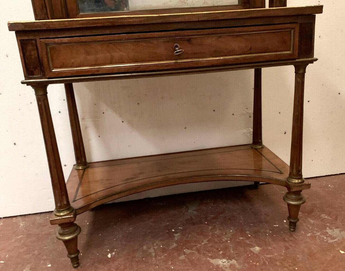 Credence de style louis xvi en acajou et placage xix siècle