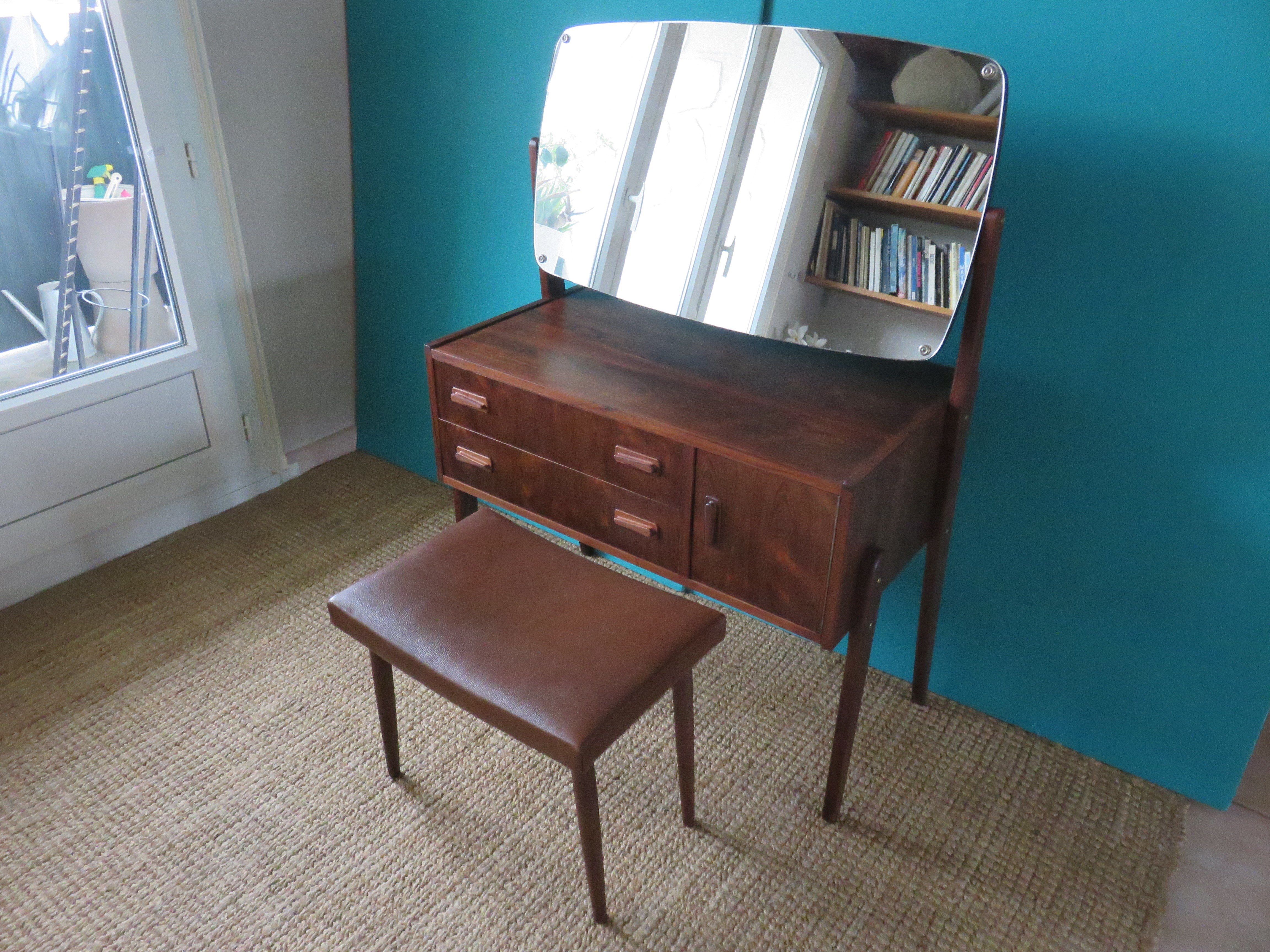 Dressing table in rosewood and ottoman leather, Denmark, 1960