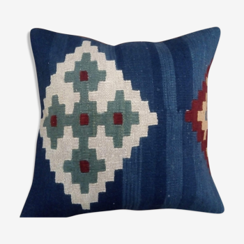 Cushion Kilim craft of Iranian origin