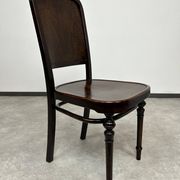 Chaise de salle à manger Sécession n°437 par Thonet