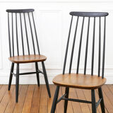 2 chairs