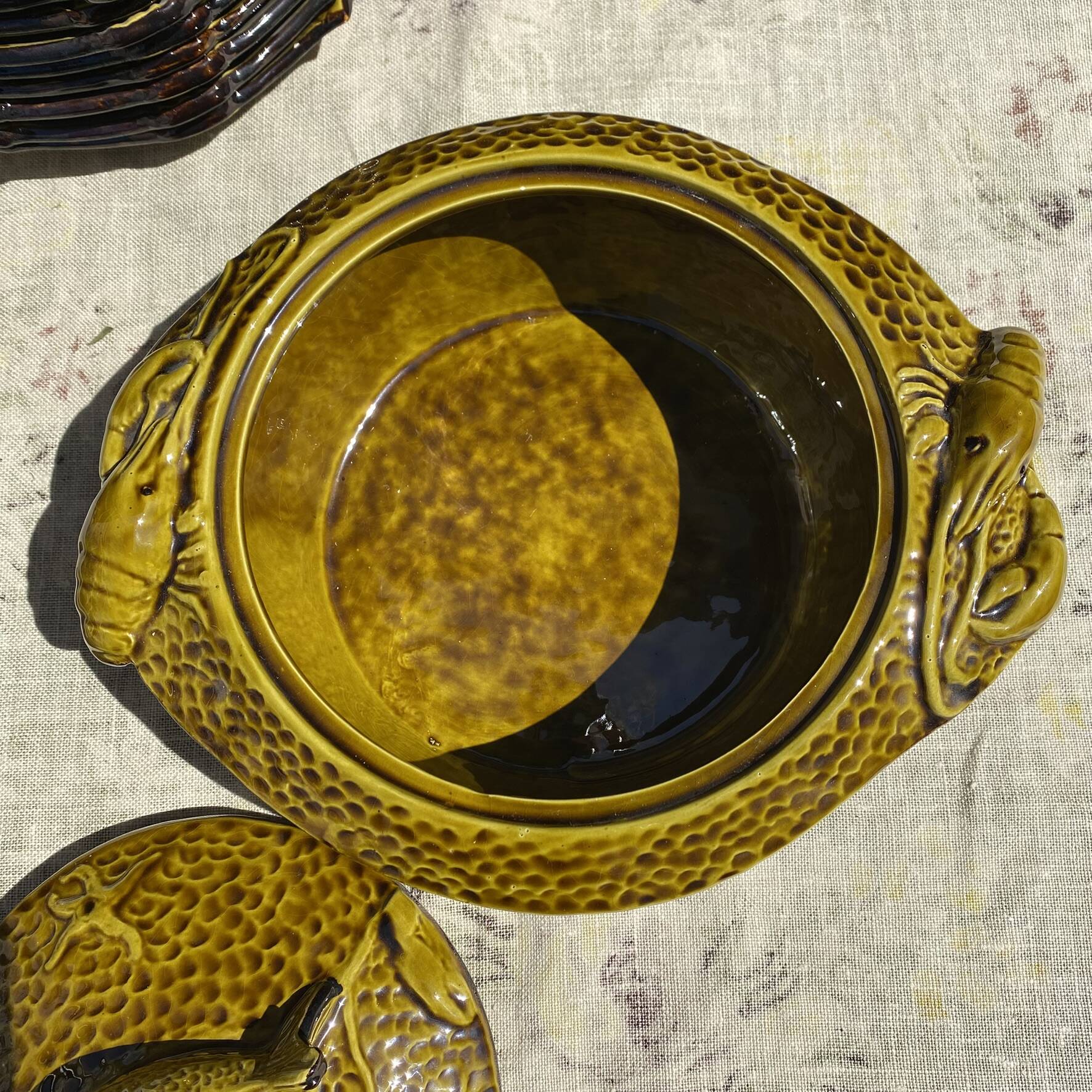 Vintage bouillabaisse service in faience, 13 pieces, 1970s.