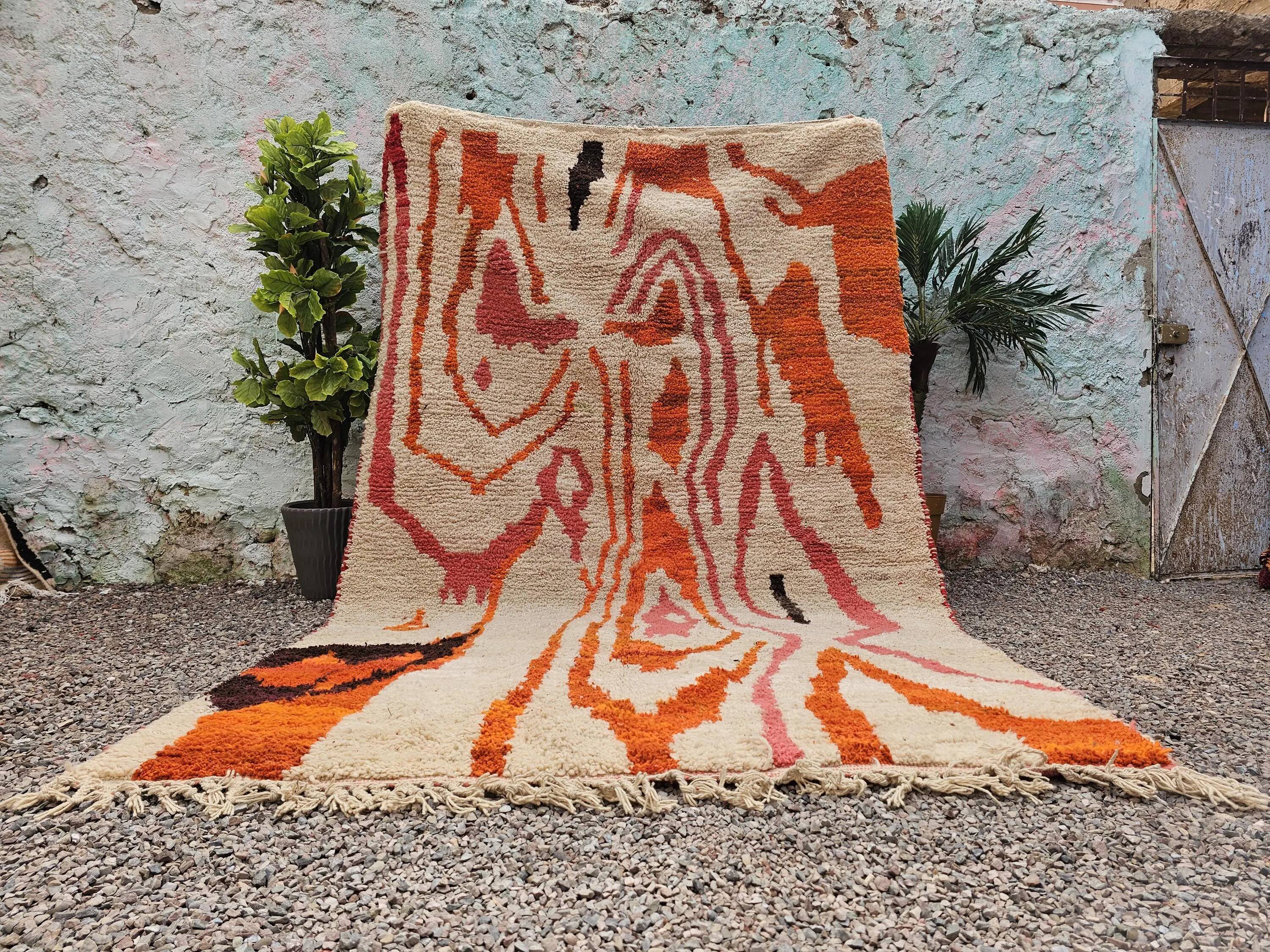Handmade traditional carpet 250cm x 150cm Moroccan