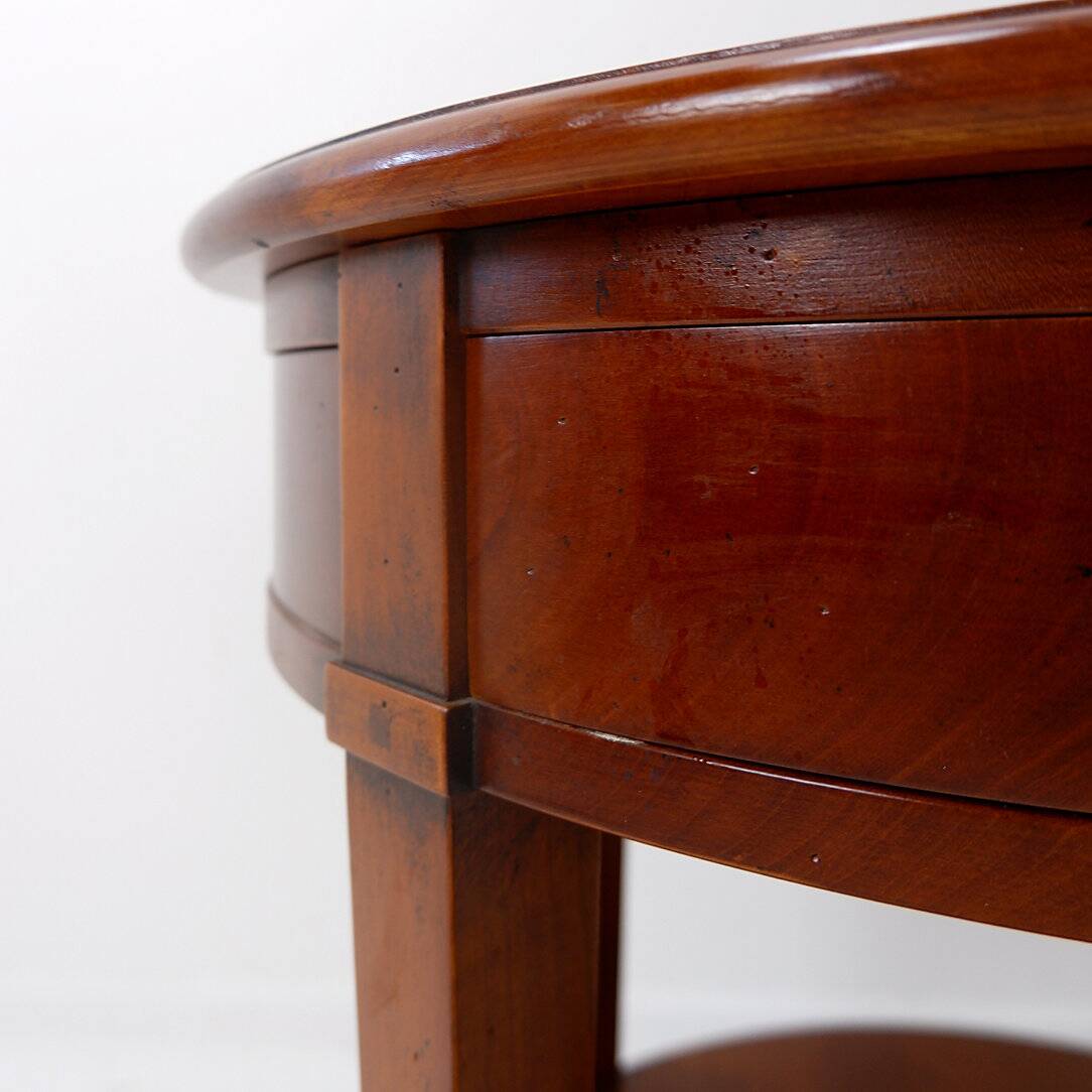 Table d'appoint ronde, 4 tiroirs, XXème s.
