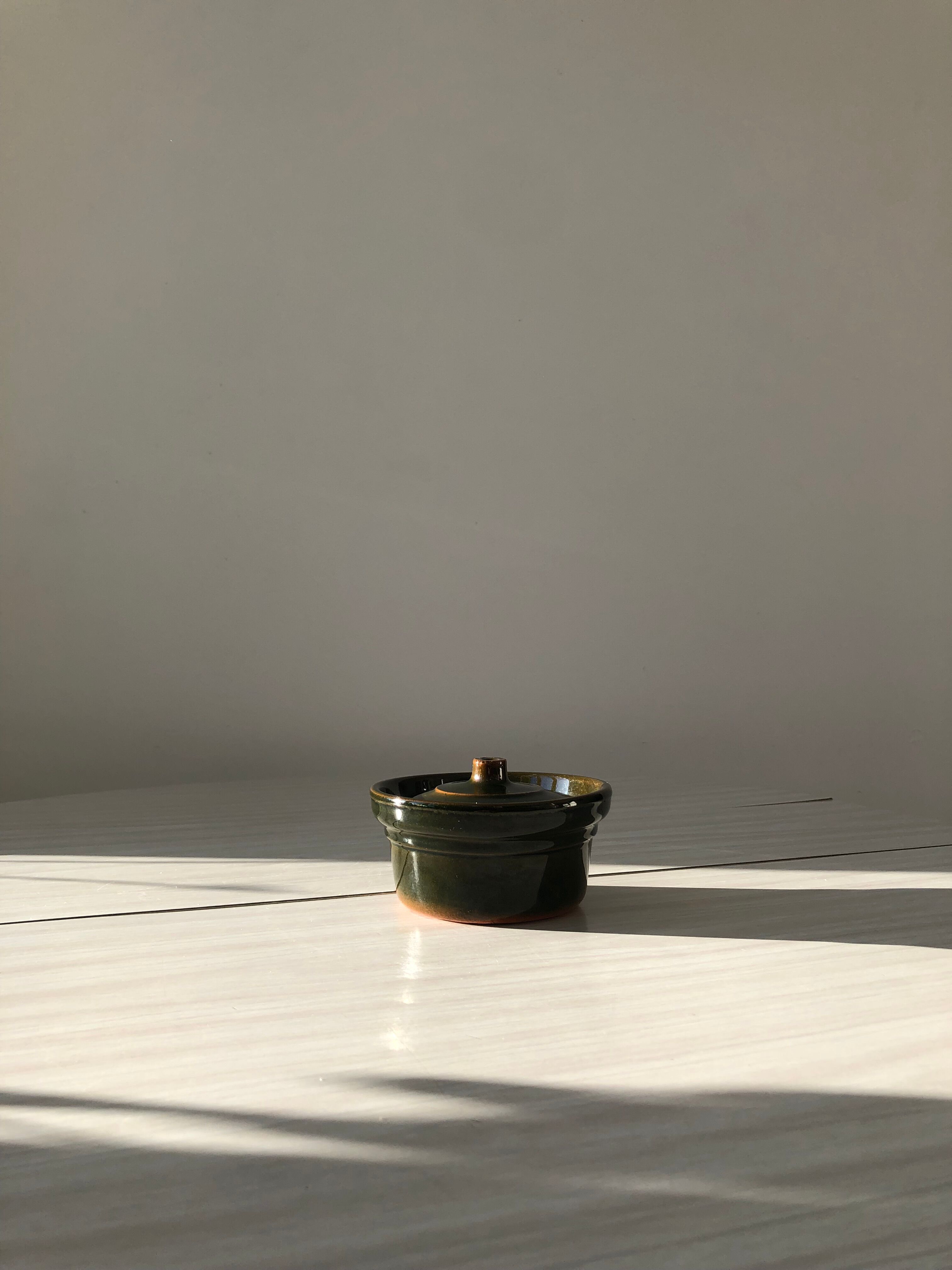 Cassolette in dark green glazed stoneware