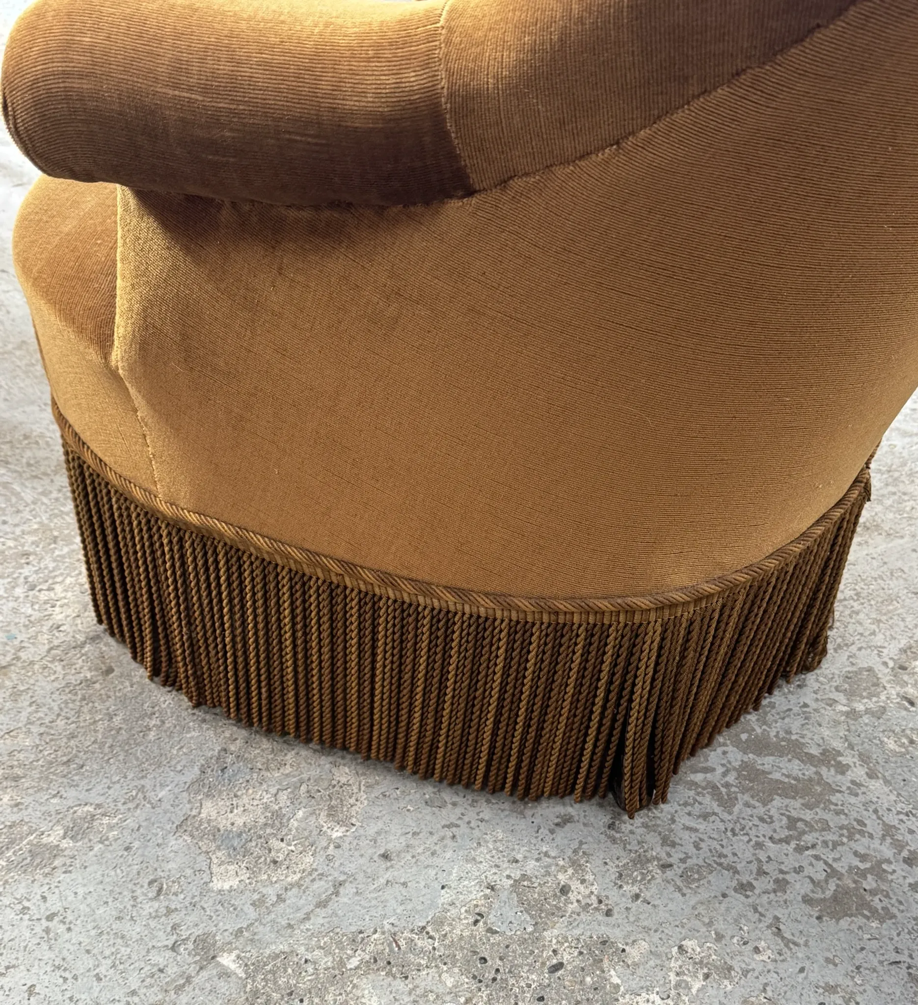 Toad chair
