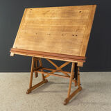 Drawing table