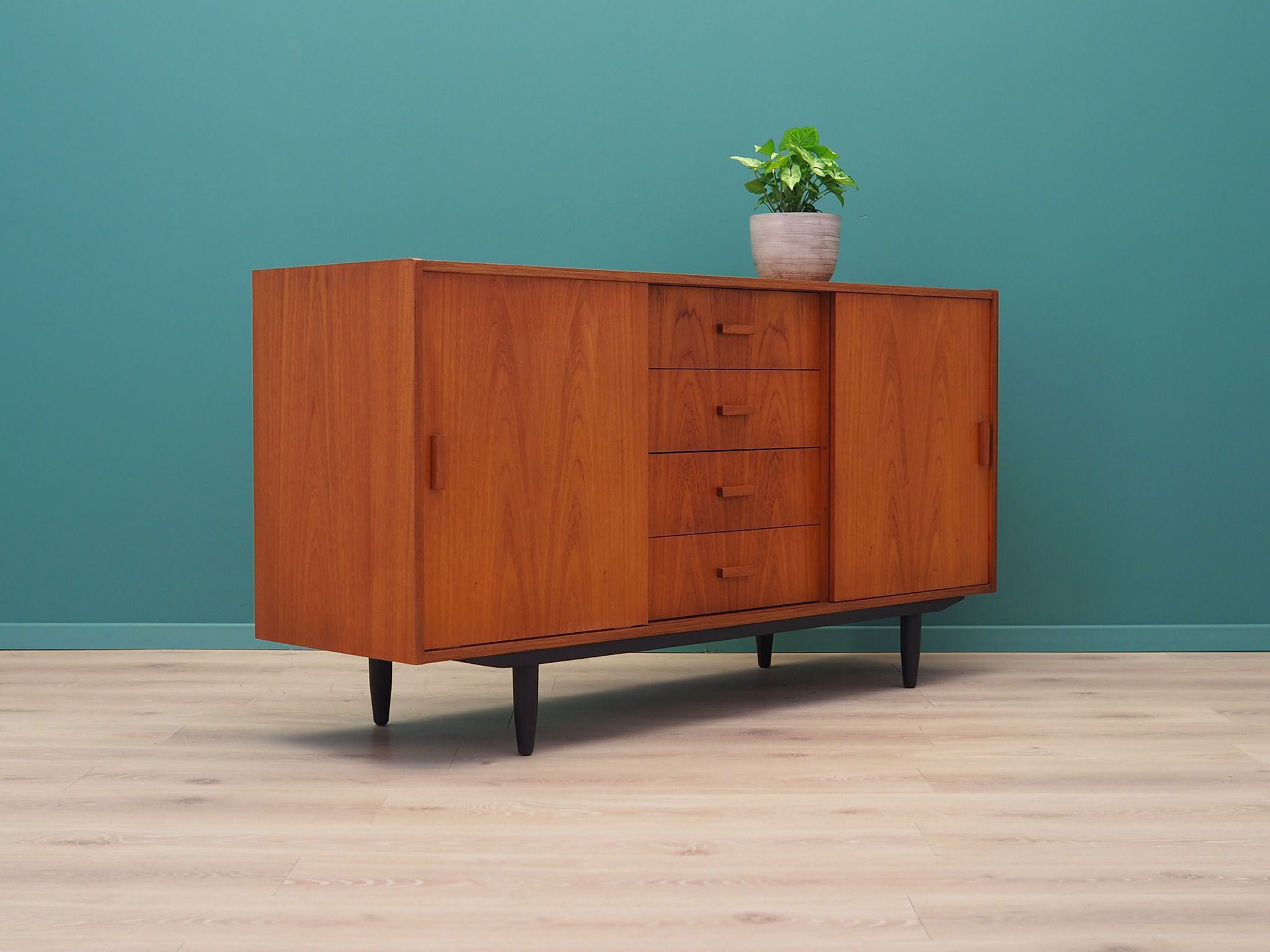 Teak sideboard, Danish design, 1970s, production: Denmark
