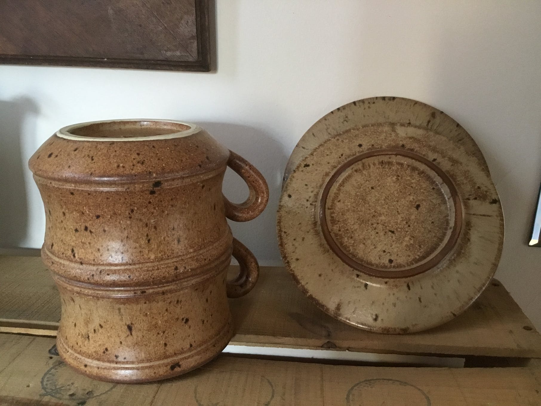 2 cups in stoneware