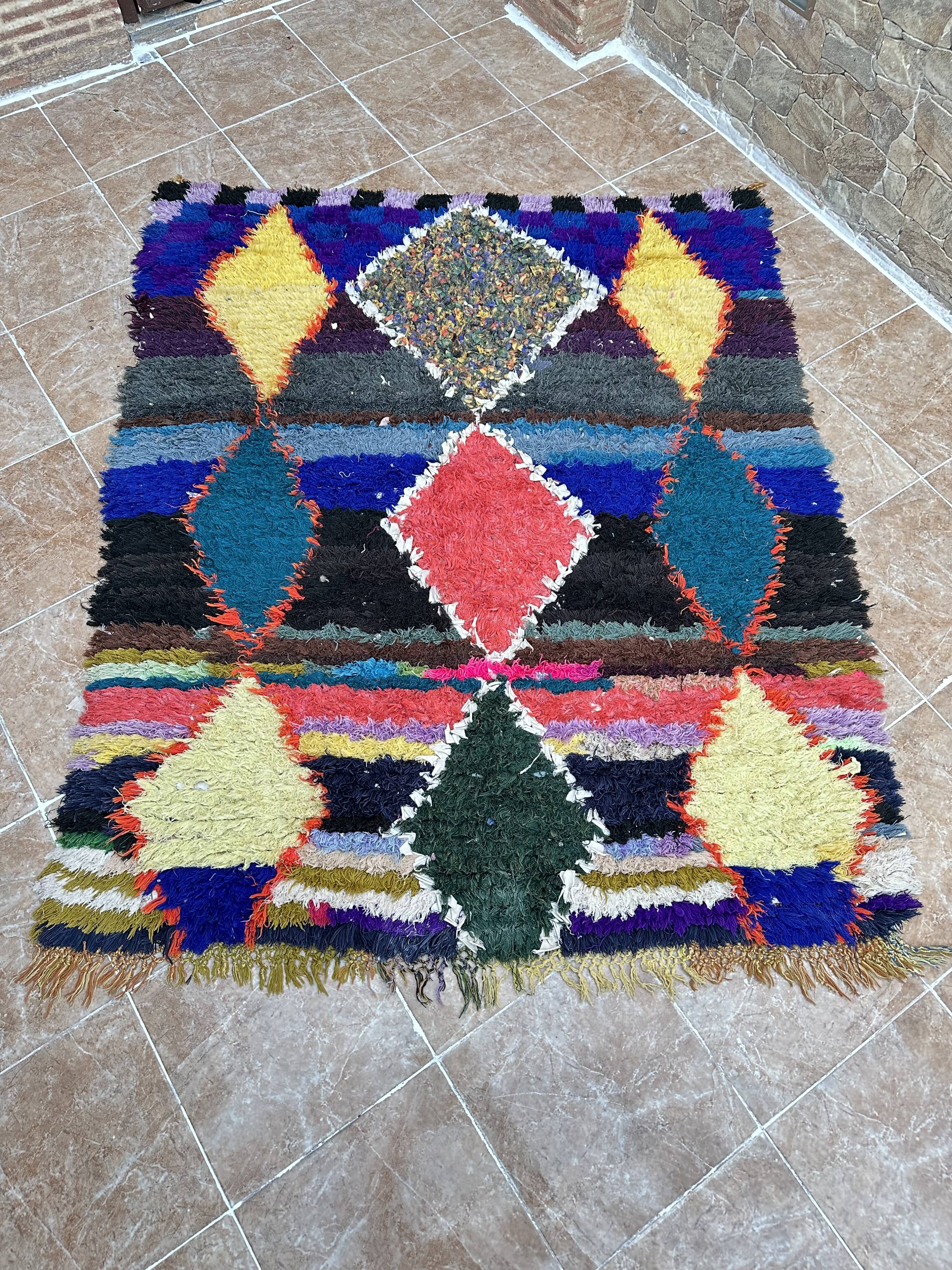 Boucherouite rug | Moroccan rug | Eclectic rug | Moroccan rug