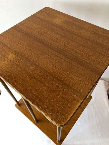 Vintage pedestal table in formica 60s