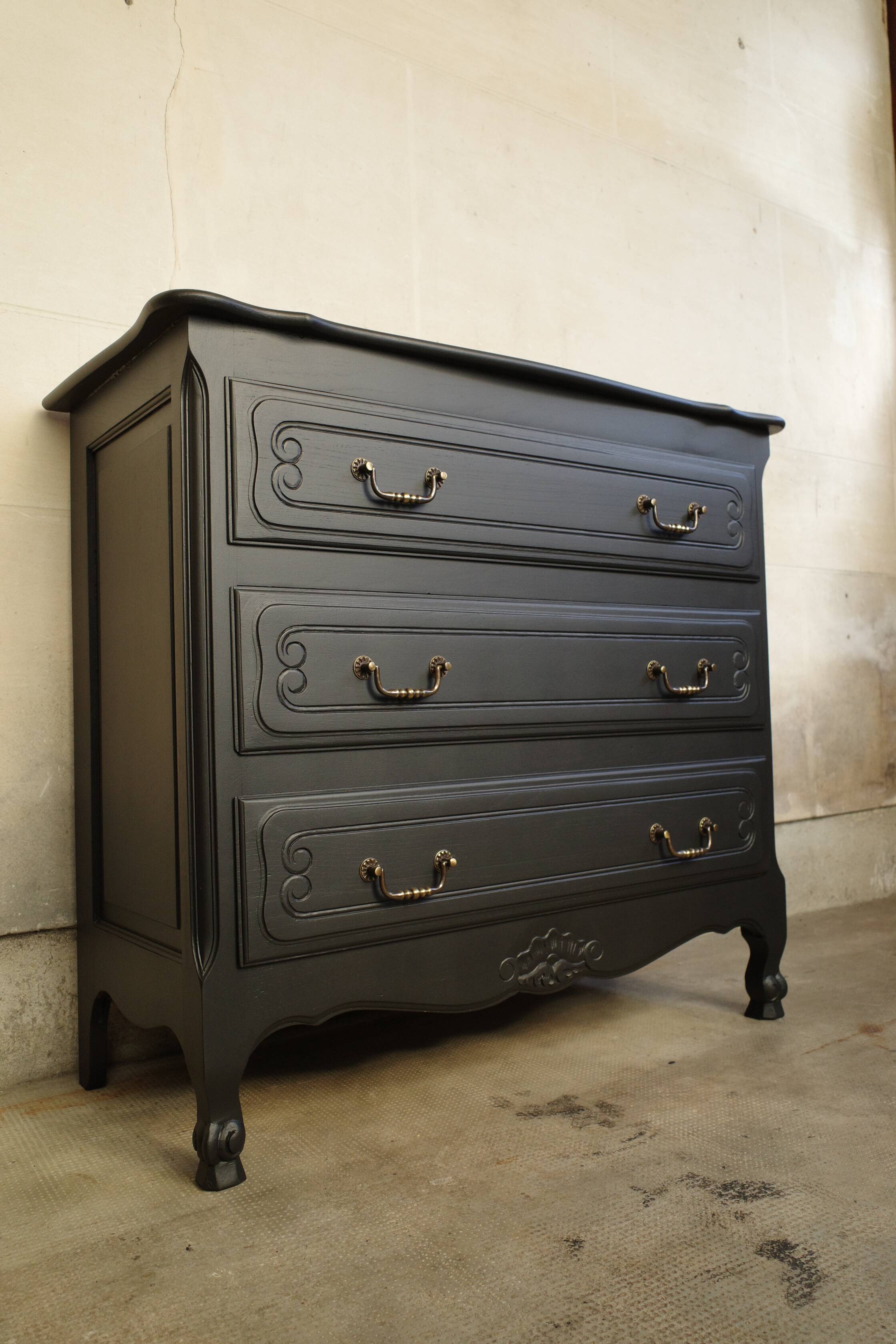 Vintage chest of drawers restyled in black
