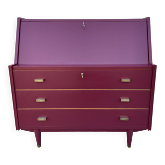 Right desk
