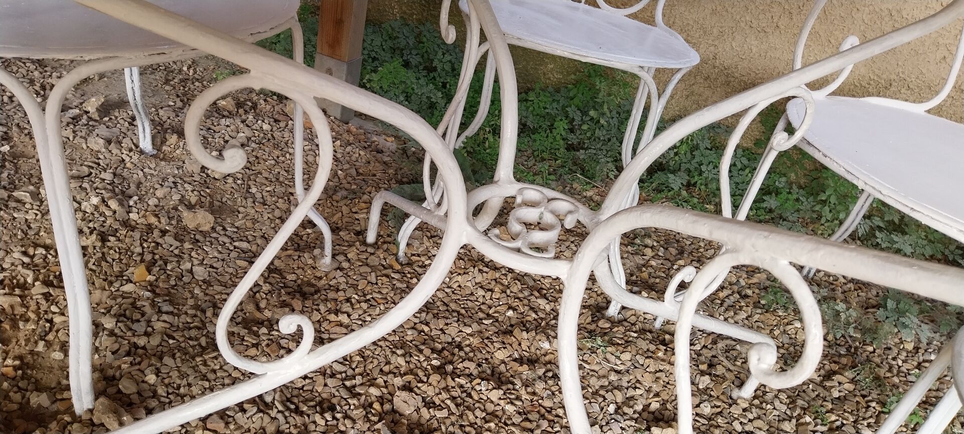 Salon de jardin ancien en fer forgé