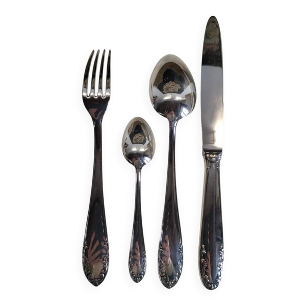 4 couverts de table orfèvrerie Liberty en métal argenté