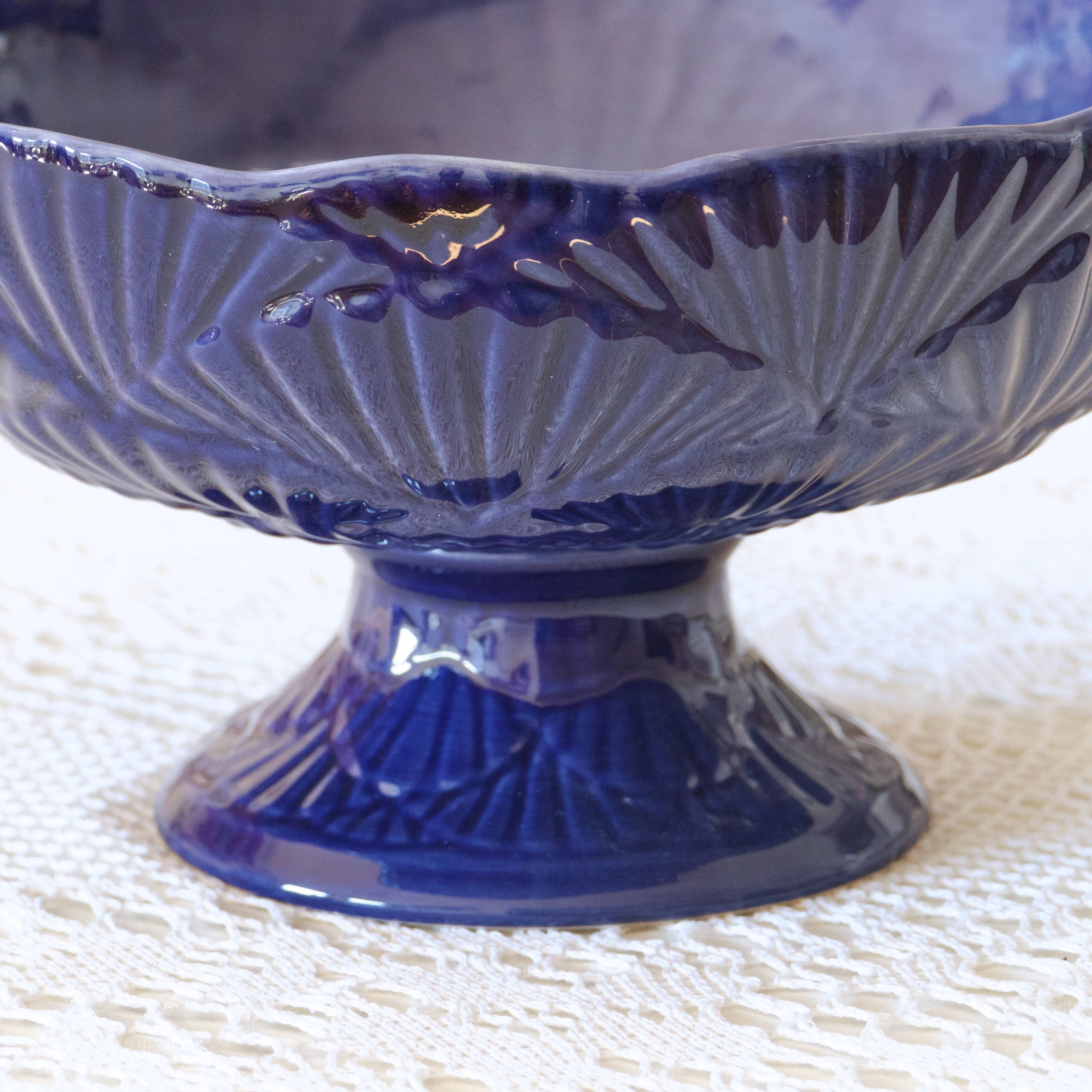 Coupe à fruits ancienne en céramique bleue