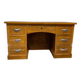 Bureau avec peinture imitation faux bois