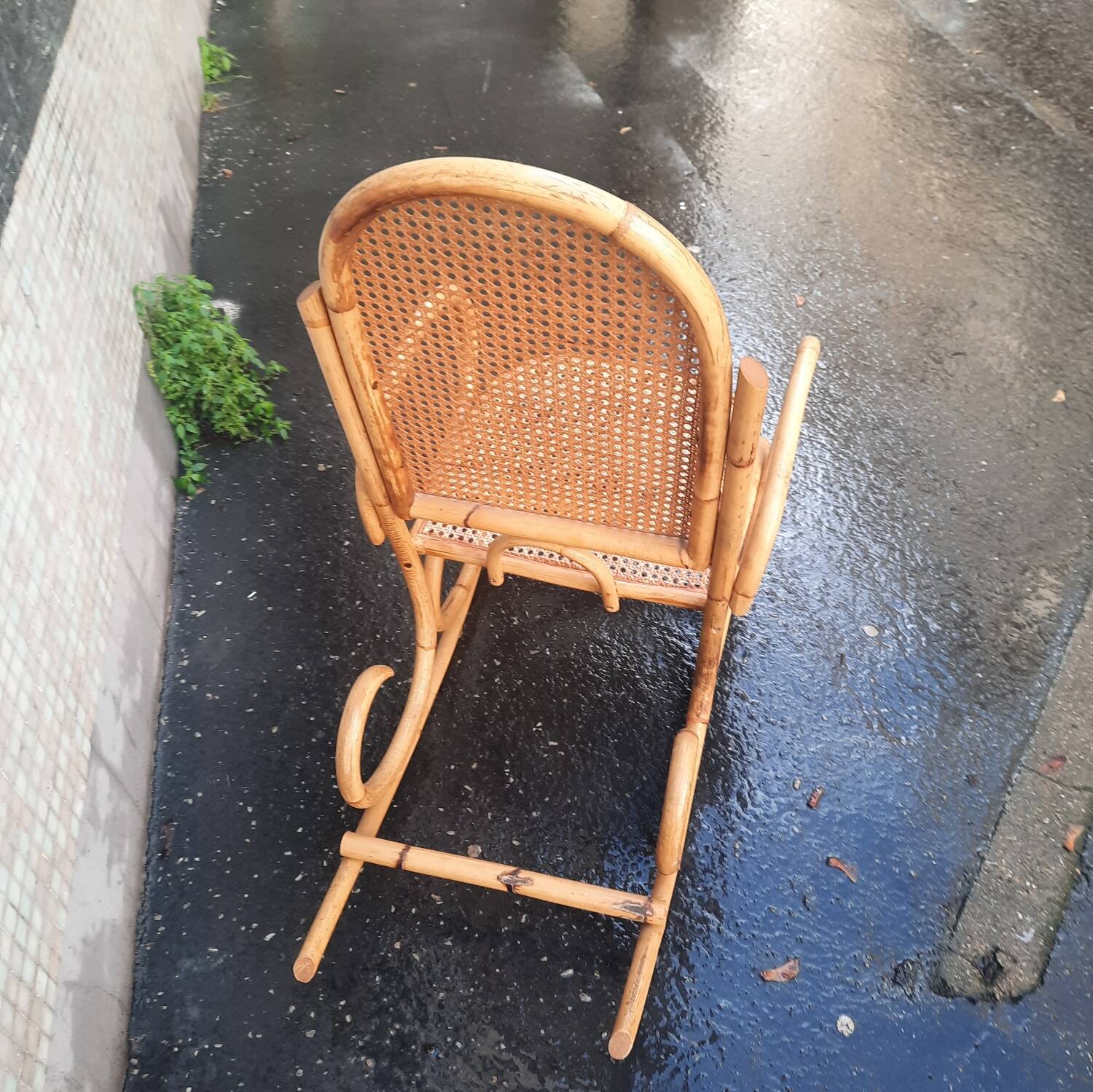 Children's rocking chair