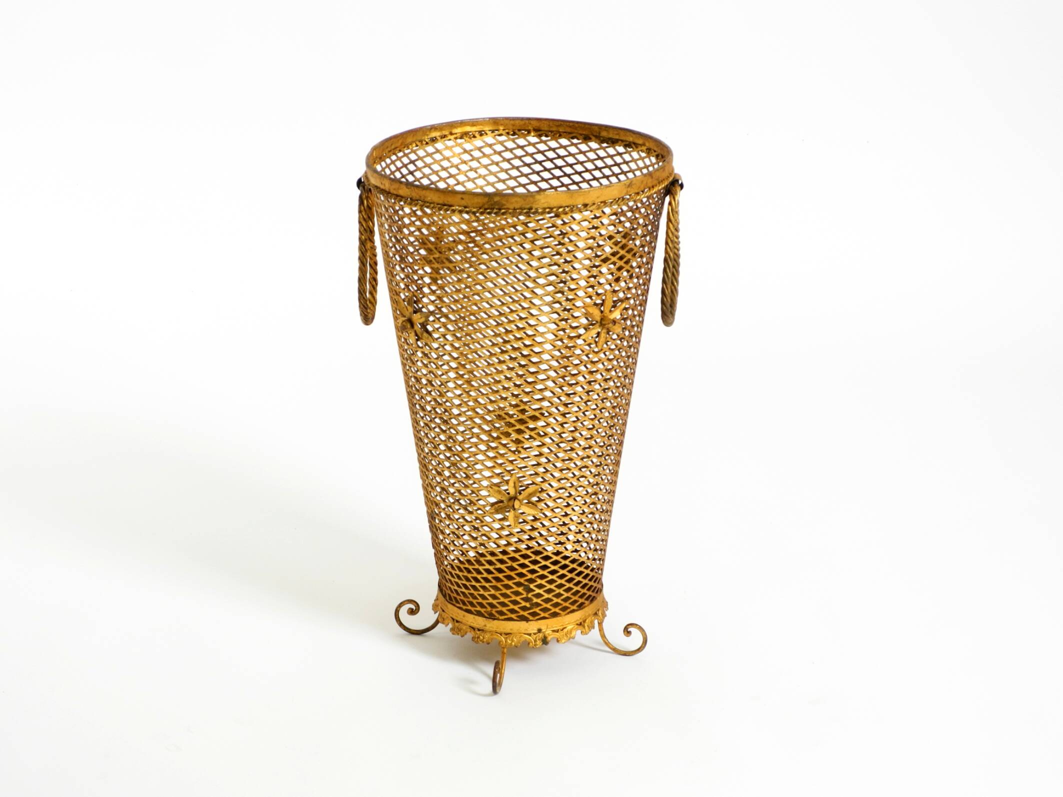 Large Mid-Century Regency umbrella stand made of gilded metal, Italy 1960s