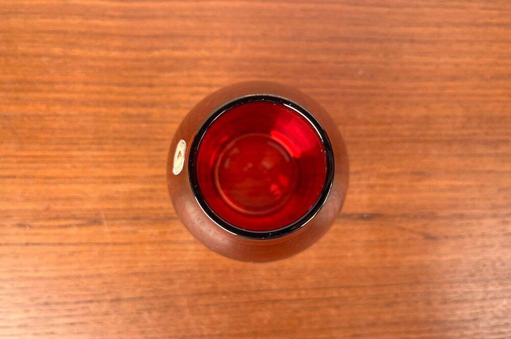 German glass vase from the mid-century modern period by Alfred Taube, 1960s.