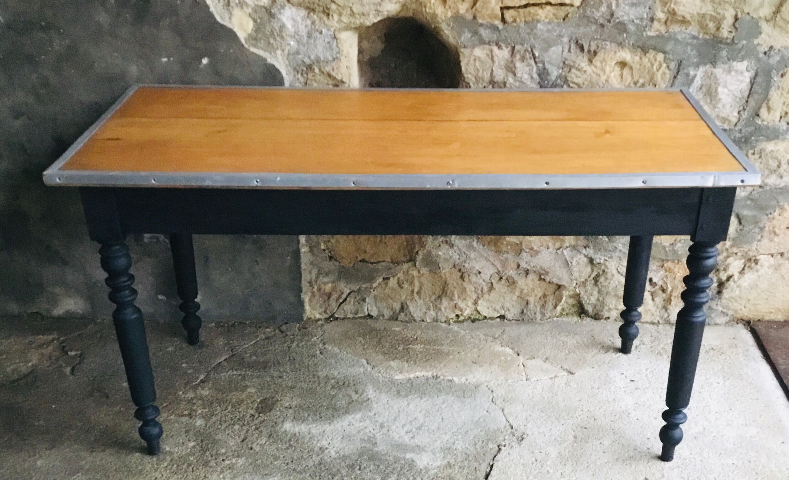 Black pietement farm table - metal strapping - turned feet - 20th century