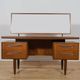 Table de maquillage en teck du milieu du siècle par Victor Wilkins pour G-Plan, Royaume-Uni, années 1960.