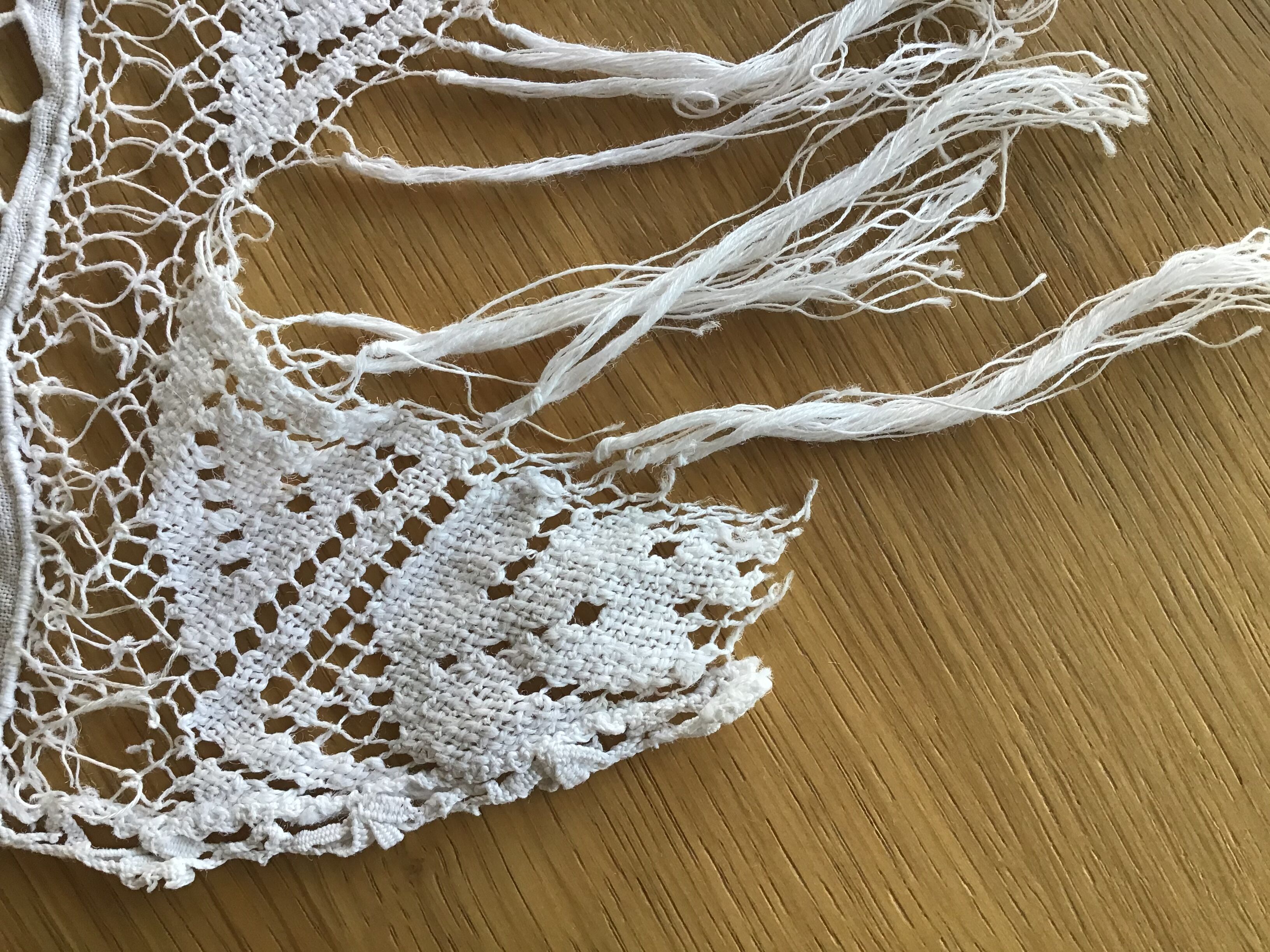 Richelieu embroidery coat fringed 2mx2m