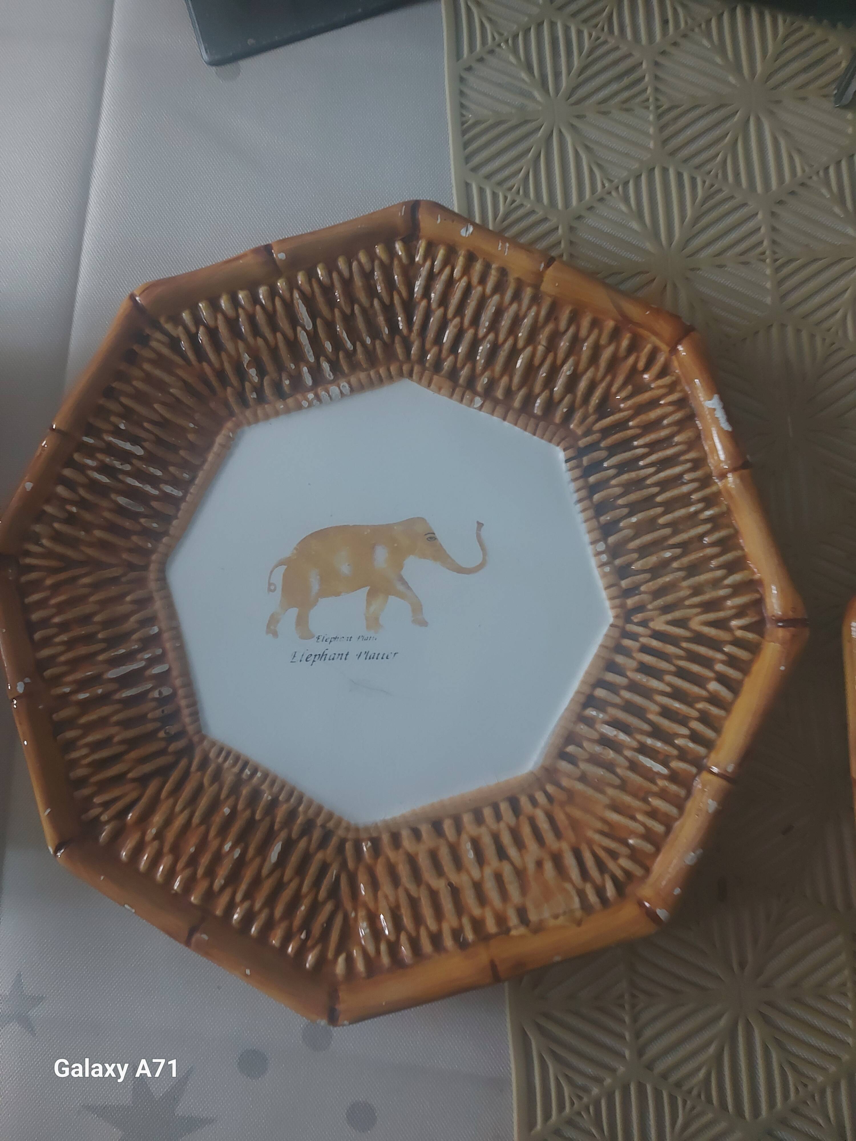 Lot de 8 assiettes de la savane