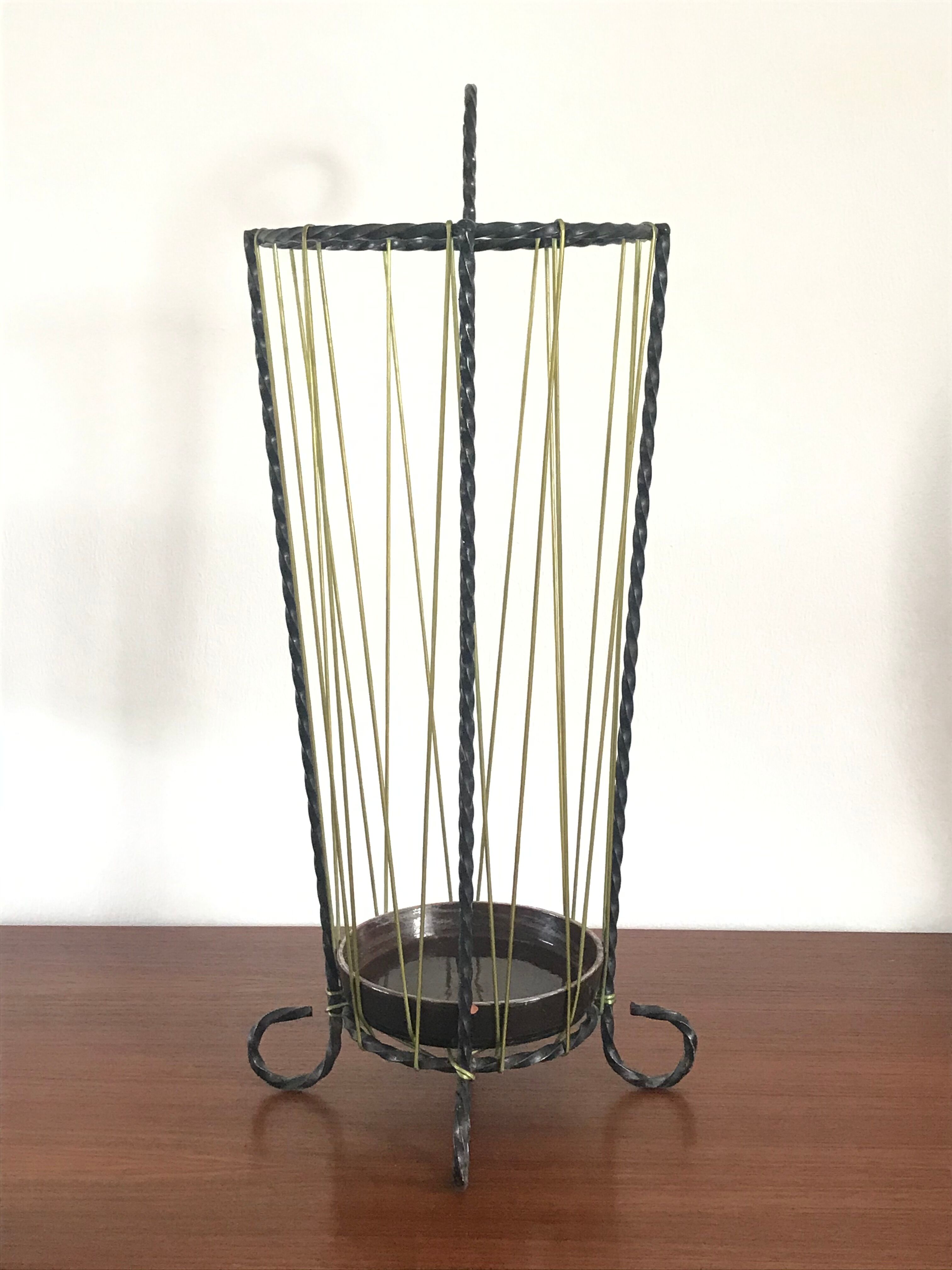 Vintage umbrella door in wrought iron and scoubidou 60s