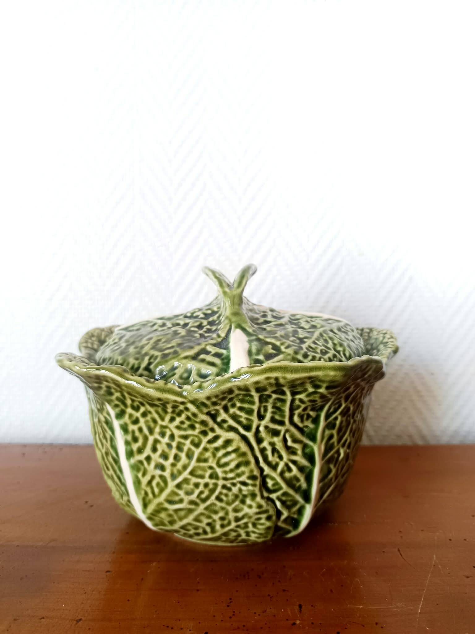 Vintage soup tureen cabbage in faience