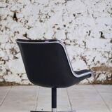 Black leather office chair by Charles Pollock for Knoll
