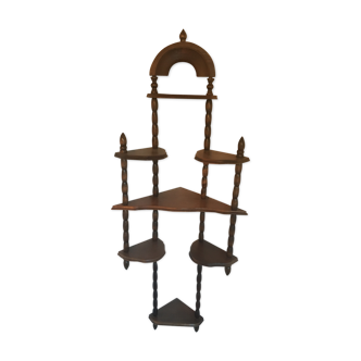 Étagere d'angle
