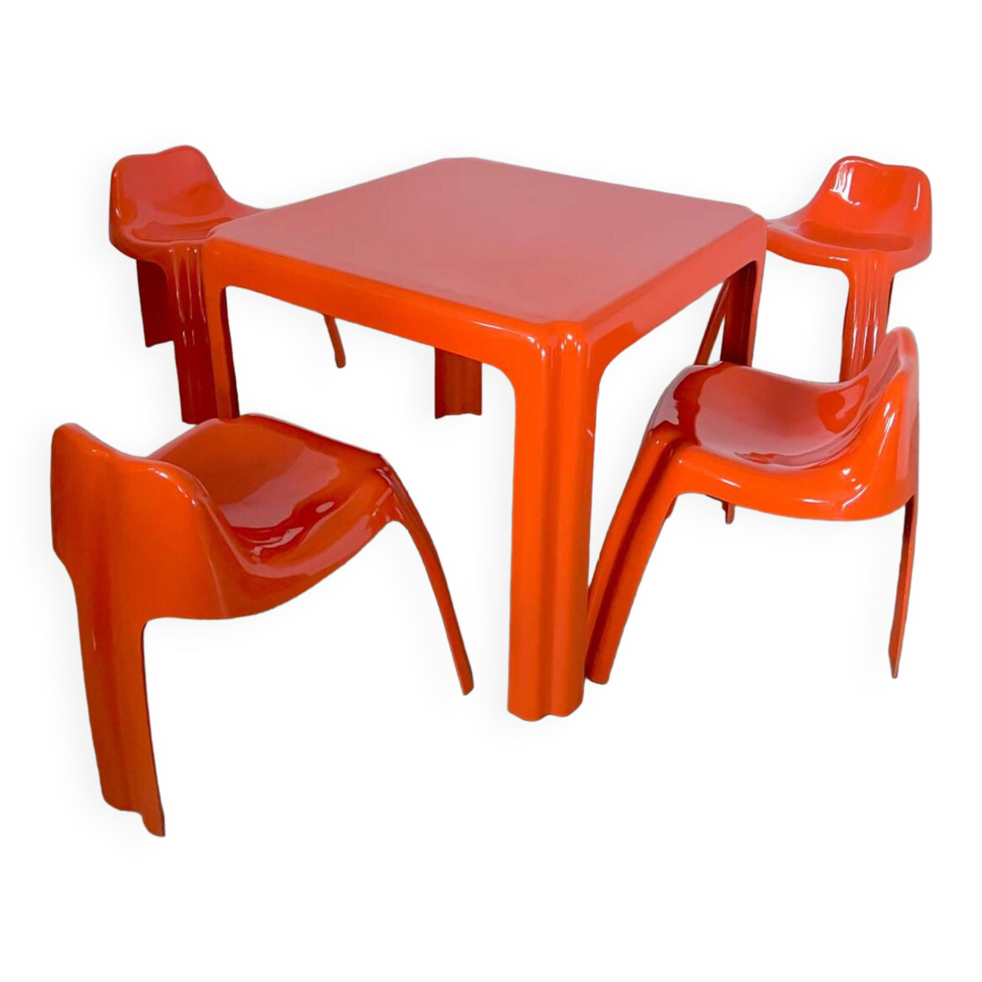Table and 4 chairs in orange fiberglass design from the 70s Patrick Gingembre Paulus edition