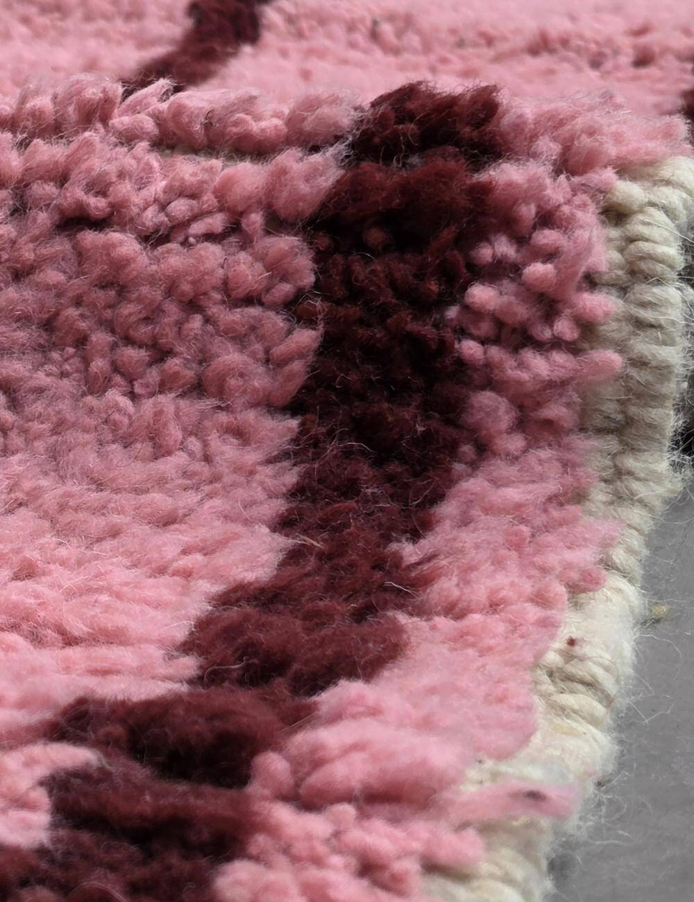 Tapis Rose Contemporain - 297 x 246 cm