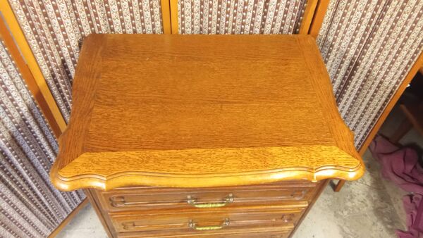 Chiffonnier vintage style provençal