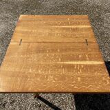 Extendable coffee table