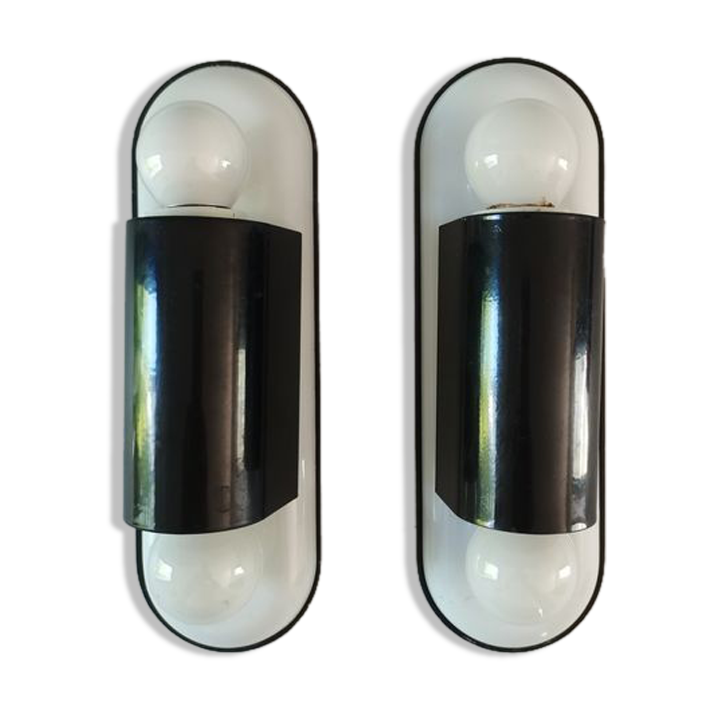 Appliques modèle Dui de Vico Magistretti pour Artemide