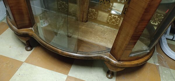 Vitrine anglaise art déco en demi-lune ondoyante -  bois et miroir gravé