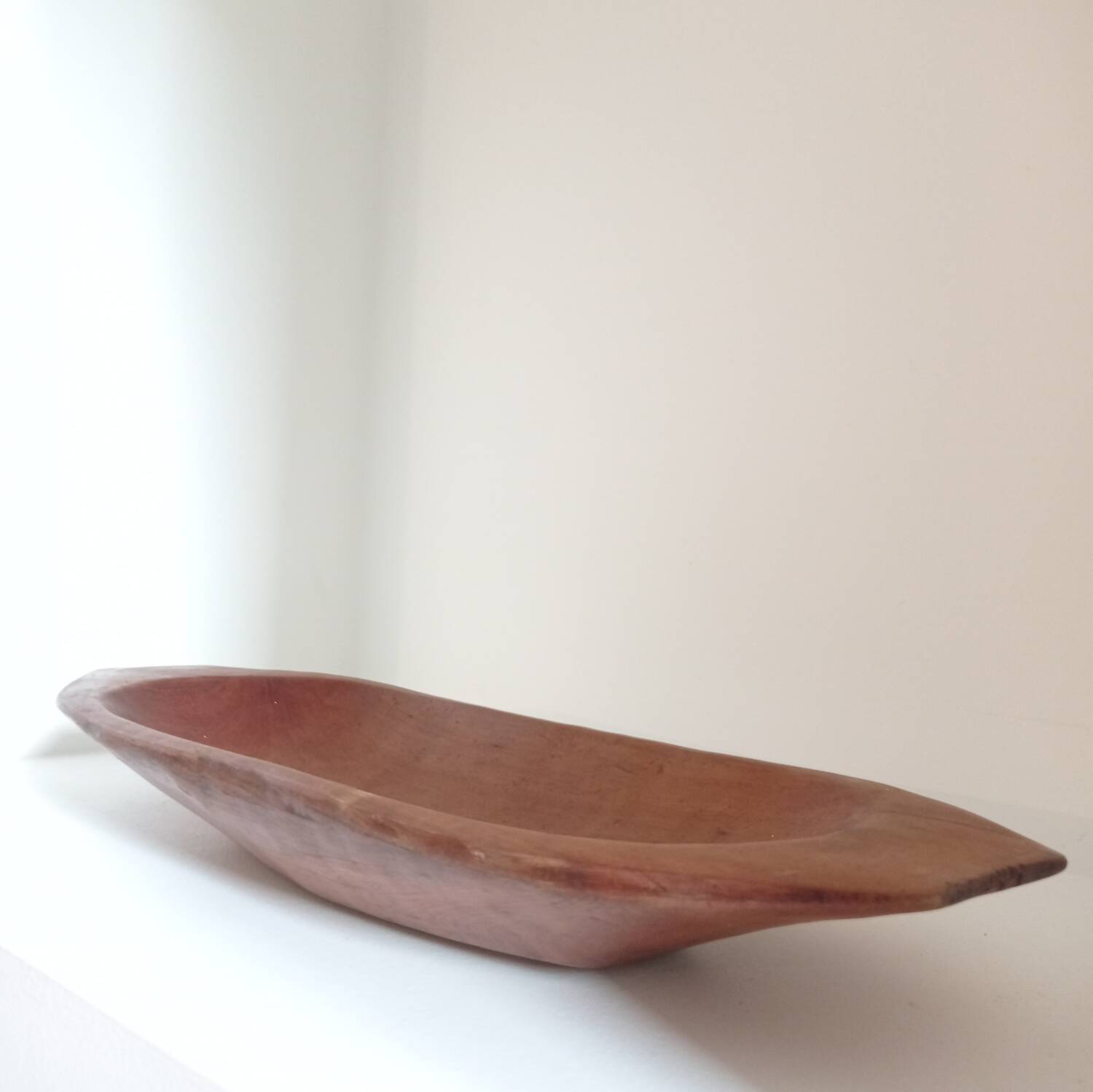 Oblong solid wood cup