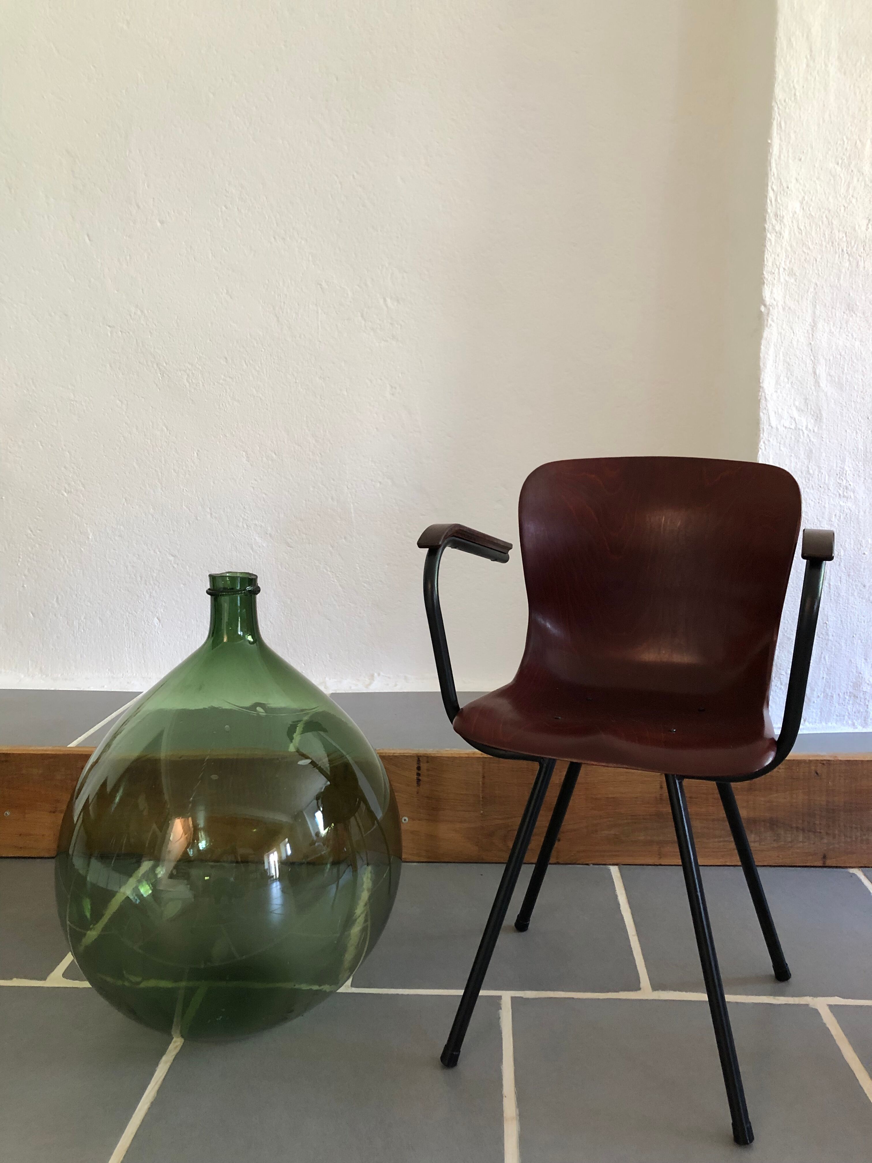 Outstanding demijohn 100L