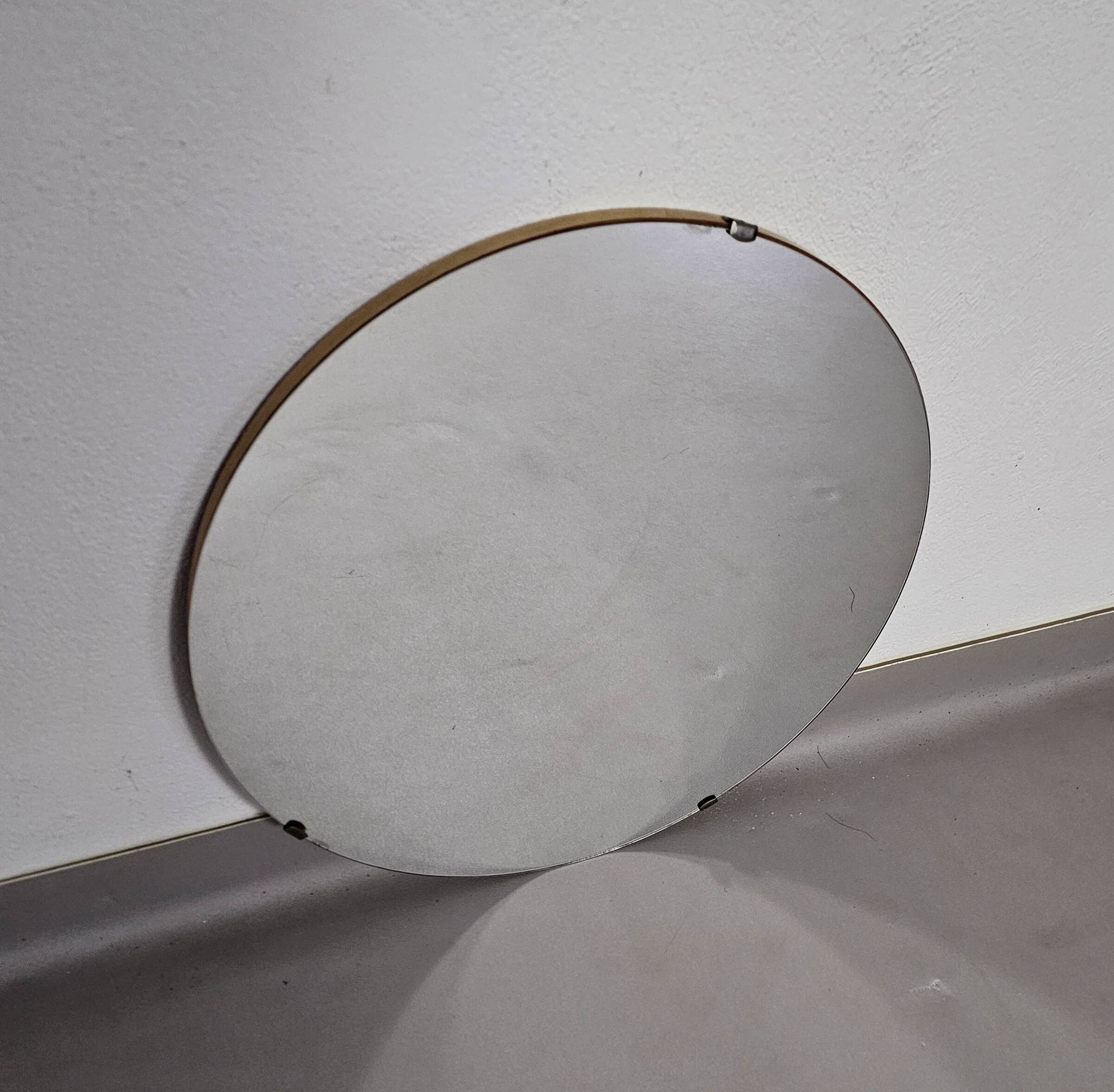 Miroir rond du milieu du siècle des années 1960