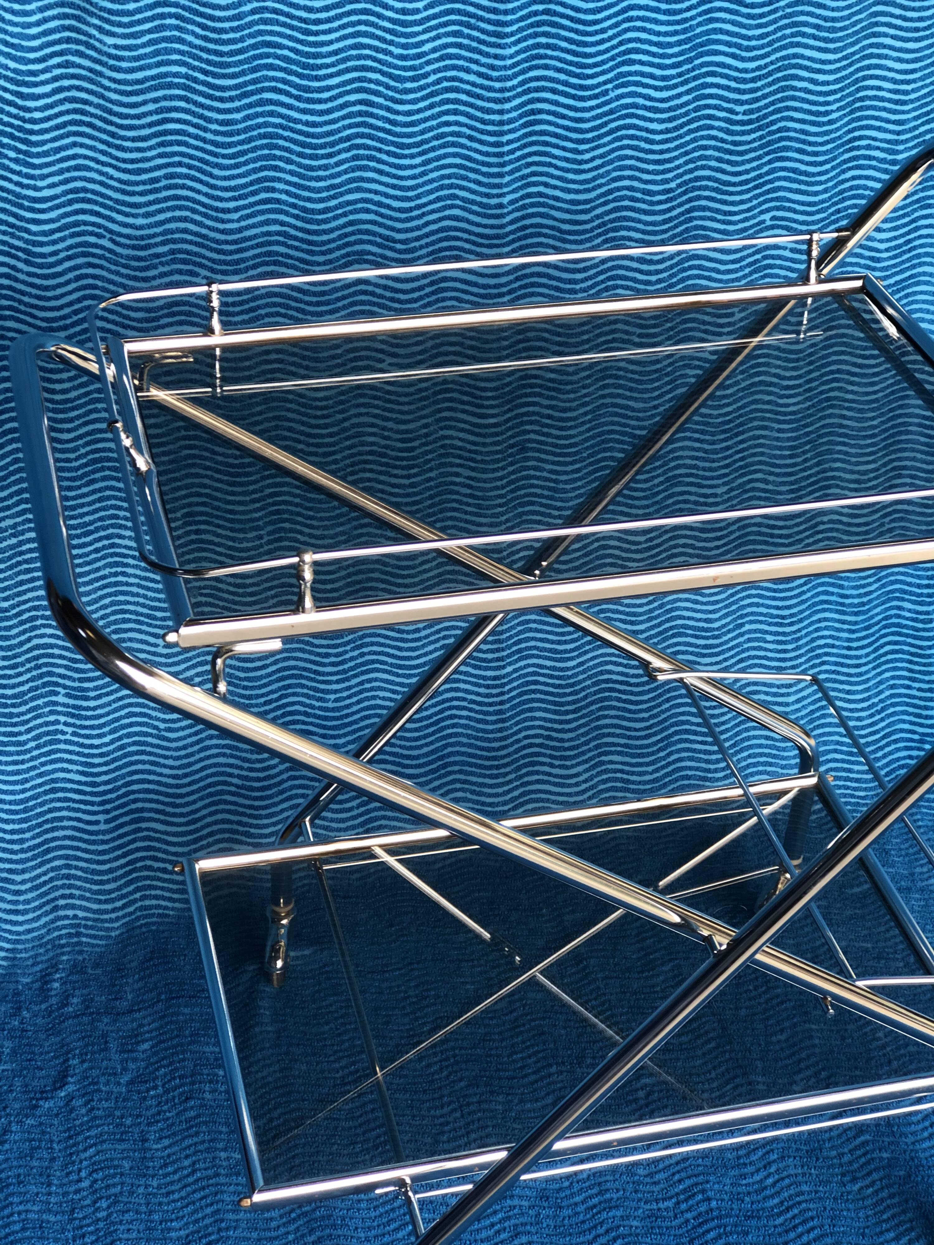 1970 folding server on wheels smoked glass