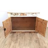 Old patina buffet cream