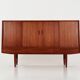 Buffet haut en teck, design danois, années 1970, production : Danemark