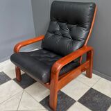 Ensemble de deux fauteuils danois en teck et cuir par HS Danemark 1970s